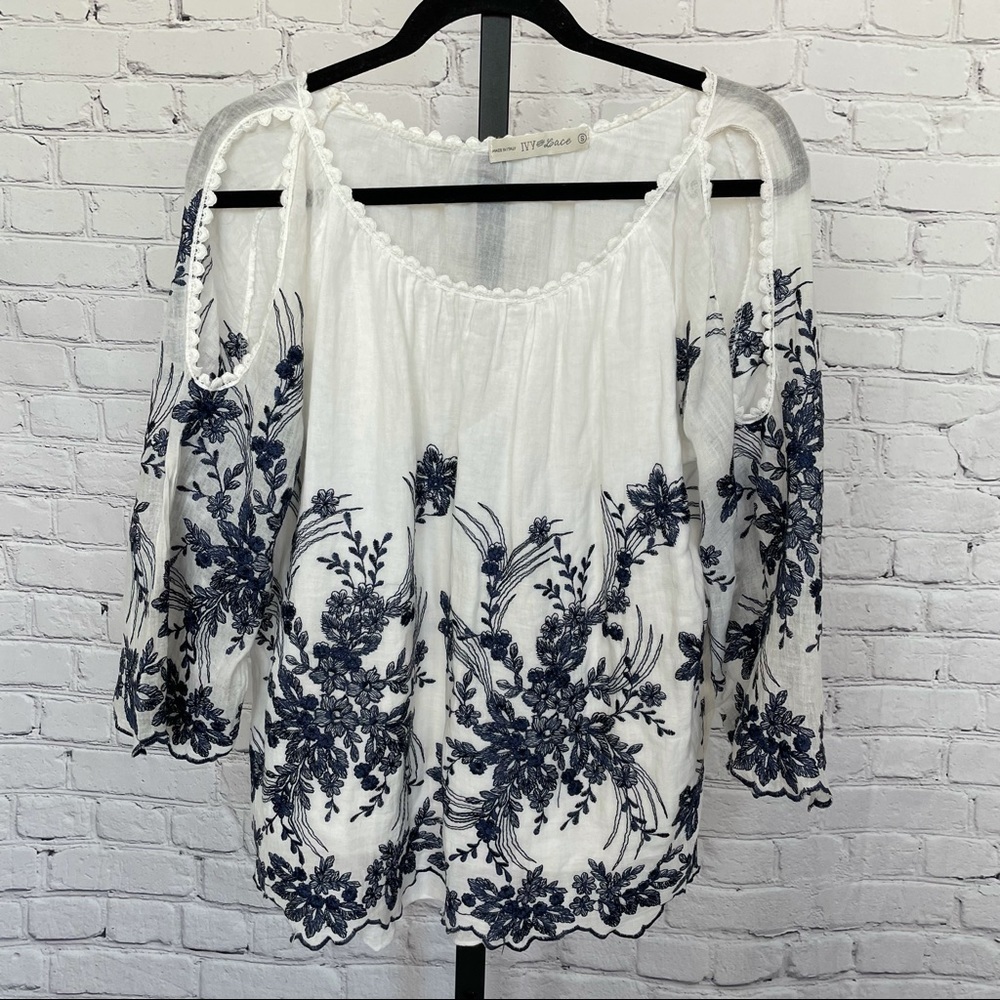 Ivy & Lace  Embroidered Blouse Made in Italy
